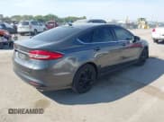 ✅ 2017 Ford Fusion SE • VIN: 3FA6P0H72HR370360 • Lot: 43244810. Wystawiony na IAAI z przebiegiem 91 376 mil. Bezpłatny archiwum sprzedaży aukcyjnych z USA i szczegółowy raport historii pojazdu na DreamBid. Zdjęcie 4.
