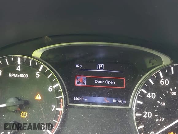 ✅ 2017 Nissan Altima S • VIN: 1N4AL3AP8HC493578 • Lot: 43154036. Listed on IAAI with 156,951 mi. Free auction sales archive from the USA and detailed vehicle history report at DreamBid. Image 15.