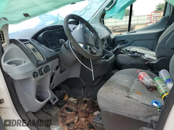 ✅ 2017 Ford Transit XL • VIN: 1FBZX2ZM9HKA23477 • Lot: 67257175. Wystawiony na Copart z przebiegiem 123 917 mil. Bezpłatny archiwum sprzedaży aukcyjnych z USA i szczegółowy raport historii pojazdu na DreamBid. Zdjęcie 7.