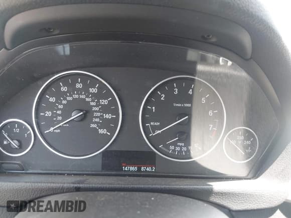 ✅ 2015 BMW 3 Series 320i • VIN: WBA3B1C50FK140340 • Лот: 42651851. Опубликован ранее на IAAI с пробегом 147 865 миль. Бесплатный доступ к архиву аукционных продаж из США и подробный отчёт об истории автомобиля на DreamBid. Изображение 7.