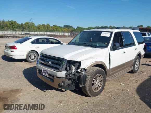 ✅ 2013 Ford Expedition XLT • VIN: 1FMJU1H5XDEF35338 • Lot: 42999293. Wystawiony na IAAI z przebiegiem 198 358 mil. Bezpłatny archiwum sprzedaży aukcyjnych z USA i szczegółowy raport historii pojazdu na DreamBid. Zdjęcie 6.