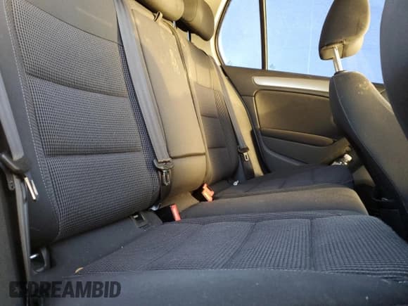 ✅ 2012 Volkswagen Golf w/Conv • VIN: WVWDB7AJ2CW334639 • Лот: 72347974. Опубликован ранее на Copart с пробегом 111 683 миль. Бесплатный доступ к архиву аукционных продаж из США и подробный отчёт об истории автомобиля на DreamBid. Изображение 10.