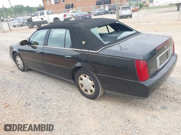 ✅ 2000 Cadillac DeVille • VIN: 1G6KD54Y1YU167176 • Lot: 42861767. Wystawiony na IAAI z przebiegiem 120 748 mil. Bezpłatny archiwum sprzedaży aukcyjnych z USA i szczegółowy raport historii pojazdu na DreamBid. Zdjęcie 3.