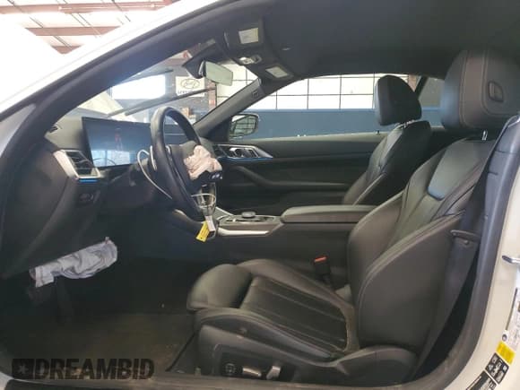 ✅ 2024 BMW 4 Series 430i xDrive • VIN: WBA43AT05RCN53407 • Lot: 50902385. Listed on Copart with 34,304 mi. Free auction sales archive from the USA and detailed vehicle history report at DreamBid. Image 7.