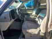 2002 Chevrolet Suburban LT с VIN 1GNFK16Z72J174278, выставлен на аукционе Copart как лот 80516684 с пробегом 220 100 миль миль и Чистый • Clean title. История ставок и продаж доступна на DreamBid. Изображение 7.