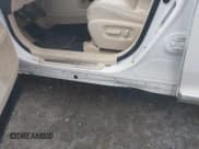 ✅ 2013 Lexus RX 450h • VIN: JTJBC1BA7D2056388 • Lot: 43599243. Wystawiony na IAAI z przebiegiem 131 948 mil. Bezpłatny archiwum sprzedaży aukcyjnych z USA i szczegółowy raport historii pojazdu na DreamBid. Zdjęcie 19.