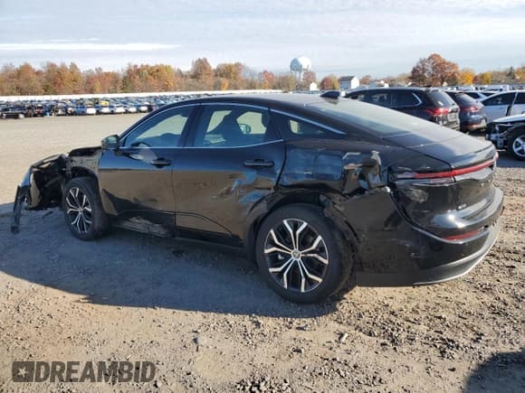 ✅ 2023 Toyota Crown XLE • VIN: JTDAAAAF7P3000290 • Лот: 90613825. Опубликован ранее на Copart с пробегом 102 922 миль. Бесплатный доступ к архиву аукционных продаж из США и подробный отчёт об истории автомобиля на DreamBid. Изображение 2.