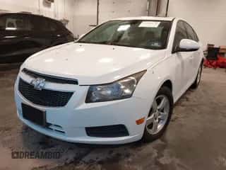 2014 Chevrolet Cruze 1LT with VIN 1G1PC5SB8E7459446, listed as a IAAI auction lot 43586278 with 105,702 mi miles and . Bid and sale history available at DreamBid. Image 2.