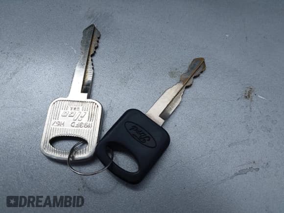 ✅ 1996 Ford F-350 • VIN: 2FTHF36F1TCA11486 • Lot: 43455707. Listed on IAAI with 66,413 mi. Free auction sales archive from the USA and detailed vehicle history report at DreamBid. Image 11.