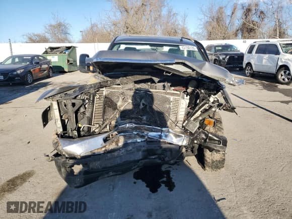 ✅ 2007 Chevrolet Silverado 2500HD LTZ • VIN: 1GCHK23677F513035 • Lot: 43150135. Wystawiony na Copart z przebiegiem Nie podano. Bezpłatny archiwum sprzedaży aukcyjnych z USA i szczegółowy raport historii pojazdu na DreamBid. Zdjęcie 5.