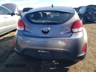 ✅ 2017 Hyundai Veloster Value Edition • VIN: KMHTC6AD4HU313383 • Lot: 79828554. Wystawiony na Copart z przebiegiem 87 014 mil. Bezpłatny archiwum sprzedaży aukcyjnych z USA i szczegółowy raport historii pojazdu na DreamBid. Zdjęcie 6.