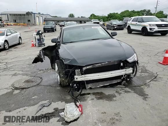 ✅ 2014 Audi RS 5 • VIN: WUAC6AFR4EA900833 • Lot: 55972465. Wystawiony na Copart z przebiegiem Nie podano. Bezpłatny archiwum sprzedaży aukcyjnych z USA i szczegółowy raport historii pojazdu na DreamBid. Zdjęcie 14.