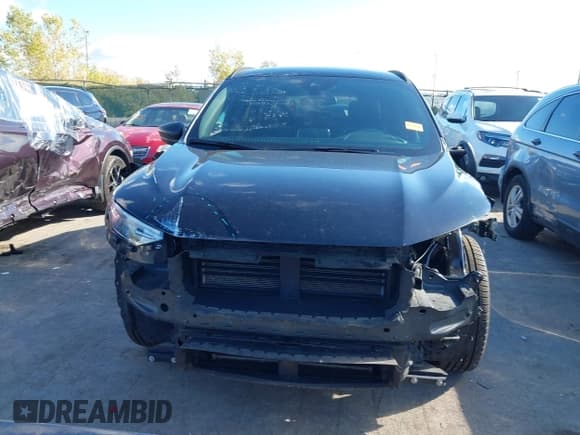 ✅ 2023 Ford Escape ST-Line • VIN: 1FMCU9MN9PUA10049 • Lot: 43414634. Wystawiony na IAAI z przebiegiem 43 860 mil. Bezpłatny archiwum sprzedaży aukcyjnych z USA i szczegółowy raport historii pojazdu na DreamBid. Zdjęcie 13.