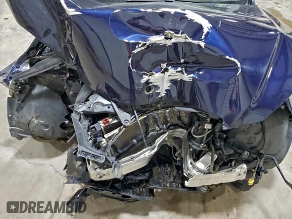 ✅ 2014 Mercedes-Benz C 300 Sport • VIN: WDDGF8ABXEG246392 • Lot: 94164335. Wystawiony na Copart z przebiegiem 88 761 mil. Bezpłatny archiwum sprzedaży aukcyjnych z USA i szczegółowy raport historii pojazdu na DreamBid. Zdjęcie 11.