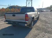 ✅ 2000 Chevrolet Silverado 1500 LS • VIN: 1GCEK19T5YE359393 • Lot: 43527102. Listed on IAAI with 63,780 mi. Free auction sales archive from the USA and detailed vehicle history report at DreamBid. Image 4.