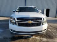 ✅ 2016 Chevrolet Suburban LT • VIN: 1GNSCHKC5GR456627 • Lot: 73714684. Wystawiony na Copart z przebiegiem 135 710 mil. Bezpłatny archiwum sprzedaży aukcyjnych z USA i szczegółowy raport historii pojazdu na DreamBid. Zdjęcie 5.