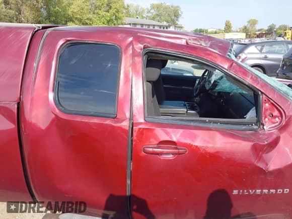 2013 Chevrolet Silverado 1500 LT с VIN 1GCRKSE73DZ131623, выставлен на аукционе IAAI как лот 43351277 с пробегом Не указан миль и . История ставок и продаж доступна на DreamBid. Изображение 13.