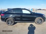 ✅ 2018 Mercedes-Benz GLE 43 AMG • VIN: 4JGED6EB4JA108572 • Lot: 41883307. Wystawiony na IAAI z przebiegiem 49 244 mil. Bezpłatny archiwum sprzedaży aukcyjnych z USA i szczegółowy raport historii pojazdu na DreamBid. Zdjęcie 14.