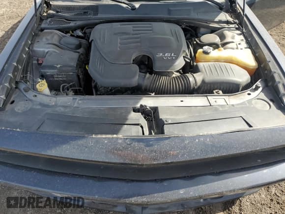 ✅ 2011 Dodge Challenger • VIN: 2B3CJ4DGXBH576512 • Lot: 48590095. Wystawiony na Copart z przebiegiem 122 849 mil. Bezpłatny archiwum sprzedaży aukcyjnych z USA i szczegółowy raport historii pojazdu na DreamBid. Zdjęcie 11.