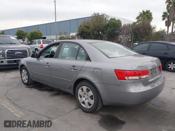 ✅ 2007 Hyundai Sonata GLS • VIN: 5NPET46CX7H233340 • Lot: 43629747. Wystawiony na IAAI z przebiegiem 274 890 mil. Bezpłatny archiwum sprzedaży aukcyjnych z USA i szczegółowy raport historii pojazdu na DreamBid. Zdjęcie 3.