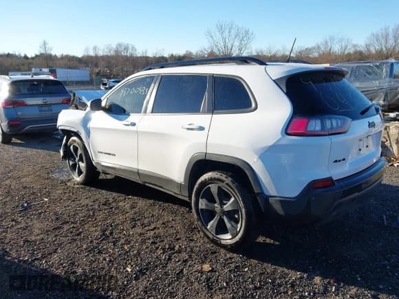 ✅ 2019 Jeep Cherokee Latitude Plus • VIN: 1C4PJMLB9KD489560 • Лот: 43700435. Опубликован ранее на IAAI с пробегом 169 162 миль. Бесплатный доступ к архиву аукционных продаж из США и подробный отчёт об истории автомобиля на DreamBid. Изображение 3.