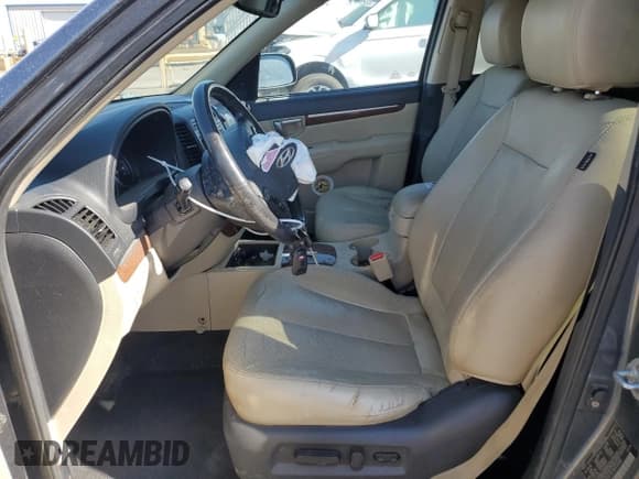 ✅ 2009 Hyundai Santa Fe Limited • VIN: 5NMSH73E39H264585 • Lot: 71201984. Listed on Copart with 124,152 mi. Free auction sales archive from the USA and detailed vehicle history report at DreamBid. Image 7.