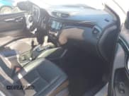 ✅ 2017 Nissan Rogue SL • VIN: JN1BJ1CPXHW027917 • Лот: 42709015. Опубликован ранее на IAAI с пробегом 134 287 миль. Бесплатный доступ к архиву аукционных продаж из США и подробный отчёт об истории автомобиля на DreamBid. Изображение 5.