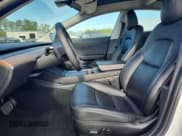 ✅ 2021 Tesla Model 3 Long Range • VIN: 5YJ3E1EB8MF849296 • Lot: 81868035. Wystawiony na Copart z przebiegiem 45 401 mil. Bezpłatny archiwum sprzedaży aukcyjnych z USA i szczegółowy raport historii pojazdu na DreamBid. Zdjęcie 7.