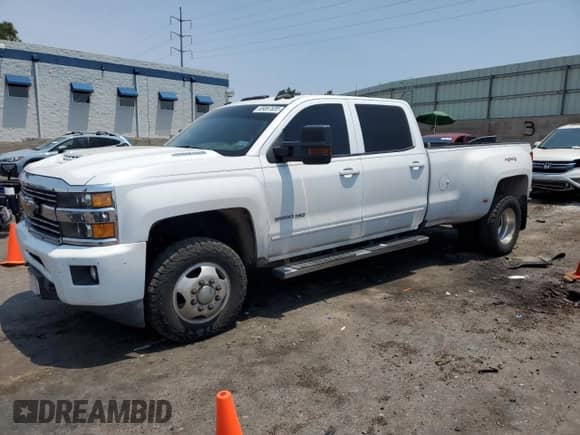 2017 Chevrolet Silverado 3500HD LT с VIN 1GC4KZCY2HF140254, выставлен на аукционе Copart как лот 65087835 с пробегом 239 832 миль миль и Списание • Salvage title. История ставок и продаж доступна на DreamBid. Изображение 1.