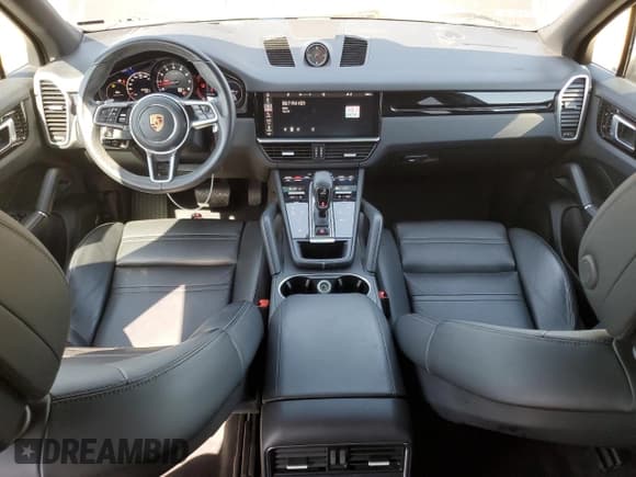✅ 2019 Porsche Cayenne • VIN: WP1AA2AY3KDA08539 • Lot: 60115345. Listed on Copart with 43,768 mi. Free auction sales archive from the USA and detailed vehicle history report at DreamBid. Image 8.