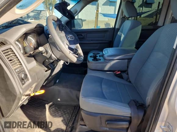 2019 Ram 1500 Express с VIN 1C6RR7FTXKS541661, выставлен на аукционе Copart как лот 86901505 с пробегом 181 465 миль миль и Списание • Salvage title. История ставок и продаж доступна на DreamBid. Изображение 7.