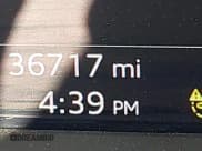 ✅ 2023 Audi Q3 S line Premium Plus • VIN: WA1EECF37P1025146 • Lot: 41520532. Wystawiony na IAAI z przebiegiem 36 717 mil. Bezpłatny archiwum sprzedaży aukcyjnych z USA i szczegółowy raport historii pojazdu na DreamBid. Zdjęcie 15.