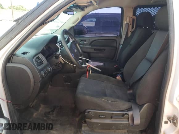 2011 Chevrolet Tahoe Commercial with VIN 1GNSK2E05BR259970, listed as a Copart auction lot 71519905 with 285,961 mi miles and Salvage title. Bid and sale history available at DreamBid. Image 7.