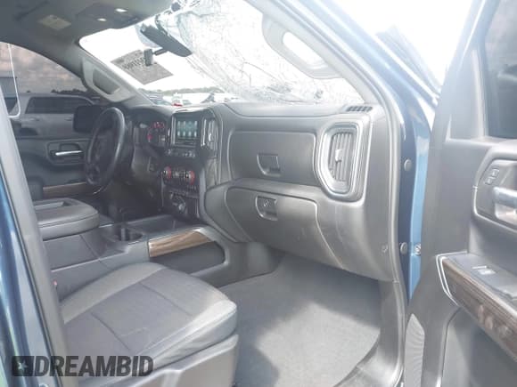 ✅ 2019 Chevrolet Silverado 1500 RST • VIN: 1GCUYEEDXKZ168469 • Lot: 43011980. Wystawiony na IAAI z przebiegiem 112 039 mil. Bezpłatny archiwum sprzedaży aukcyjnych z USA i szczegółowy raport historii pojazdu na DreamBid. Zdjęcie 5.