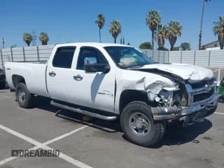✅ 2008 Chevrolet Silverado 2500HD LTZ • VIN: 1GCHK23698F197039 • Lot: 42322370. Wystawiony na IAAI z przebiegiem 244 809 mil. Bezpłatny archiwum sprzedaży aukcyjnych z USA i szczegółowy raport historii pojazdu na DreamBid. Zdjęcie 1.