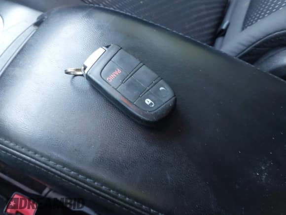 ✅ 2016 Dodge Journey SXT • VIN: 3C4PDCBB5GT130730 • Lot: 43365116. Wystawiony na IAAI z przebiegiem 189 285 mil. Bezpłatny archiwum sprzedaży aukcyjnych z USA i szczegółowy raport historii pojazdu na DreamBid. Zdjęcie 11.