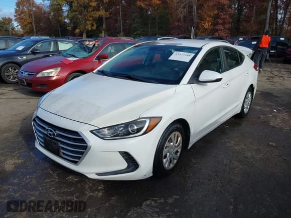 ✅ 2017 Hyundai Elantra SE • VIN: 5NPD74LF7HH100969 • Lot: 43527288. Listed on IAAI with 164,887 mi. Free auction sales archive from the USA and detailed vehicle history report at DreamBid. Image 17.