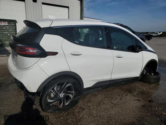 ✅ 2023 Chevrolet Bolt EV 2LT • VIN: 1G1FX6S06P4189285 • Lot: 49379484. Wystawiony na Copart z przebiegiem 4 144 mil. Bezpłatny archiwum sprzedaży aukcyjnych z USA i szczegółowy raport historii pojazdu na DreamBid. Zdjęcie 3.
