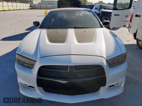 2013 Dodge Charger SXT z VIN 2C3CDXHG5DH552823, wystawiony jako Copart lot #90685505 z przebiegiem 125 871 mil mil oraz Szkoda całkowita • Salvage title. Historia ofert i sprzedaży dostępna na DreamBid. Obrazek 5.