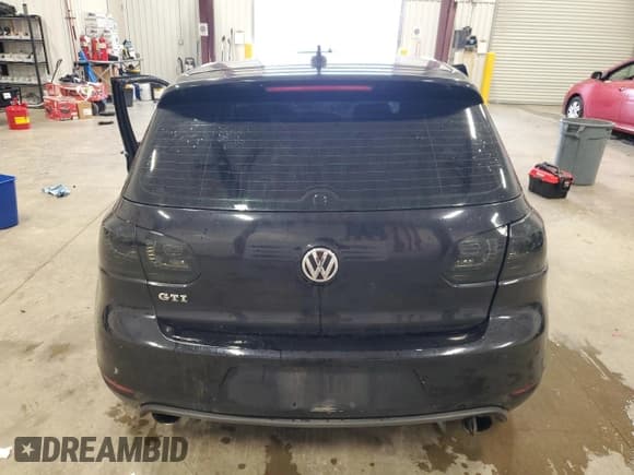 ✅ 2014 Volkswagen Golf GTI Wolfsburg Edition • VIN: WVWGD7AJXEW003981 • Lot: 73368764. Wystawiony na Copart z przebiegiem Nie podano. Bezpłatny archiwum sprzedaży aukcyjnych z USA i szczegółowy raport historii pojazdu na DreamBid. Zdjęcie 6.