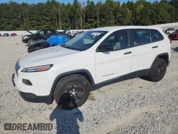 ✅ 2016 Jeep Cherokee Sport • VIN: 1C4PJMABXGW293271 • Лот: 82151835. Опубликован ранее на Copart с пробегом 117 778 миль. Бесплатный доступ к архиву аукционных продаж из США и подробный отчёт об истории автомобиля на DreamBid. Изображение 1.
