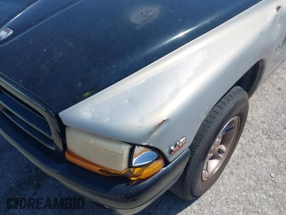 ✅ 2000 Dodge Dakota Sport • VIN: 1B7GL2AX6YS644891 • Лот: 41961323. Опубликован ранее на IAAI с пробегом 194 210 миль. Бесплатный доступ к архиву аукционных продаж из США и подробный отчёт об истории автомобиля на DreamBid. Изображение 13.