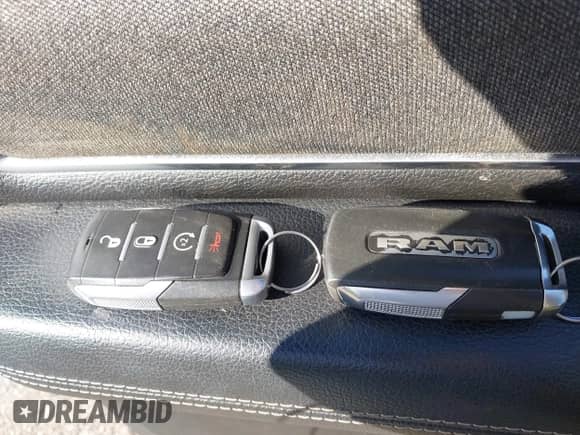 2019 Ram 1500 Big Horn с VIN 1C6SRFFT8KN737821, выставлен на аукционе IAAI как лот 43414268 с пробегом 76 450 миль миль и . История ставок и продаж доступна на DreamBid. Изображение 11.