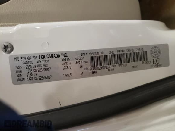 ✅ 2019 Dodge Grand Caravan Crew • VIN: 2C4RDGDG3KR571860 • Lot: 81741084. Wystawiony na Copart z przebiegiem 121 445 mil. Bezpłatny archiwum sprzedaży aukcyjnych z USA i szczegółowy raport historii pojazdu na DreamBid. Zdjęcie 15.