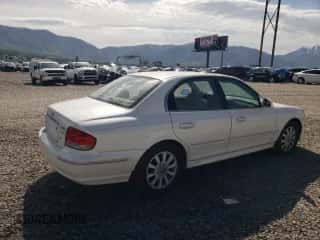 2002 Hyundai Sonata GLS с VIN KMHWF35H32A613876, выставлен на аукционе Copart как лот 81847494 с пробегом 119 892 миль миль и Списание • Salvage title. История ставок и продаж доступна на DreamBid. Изображение 3.