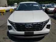✅ 2022 Hyundai Tucson SE • VIN: 5NMJACAE7NH022453 • Lot: 66727775. Wystawiony na Copart z przebiegiem 36 444 mil. Bezpłatny archiwum sprzedaży aukcyjnych z USA i szczegółowy raport historii pojazdu na DreamBid. Zdjęcie 5.
