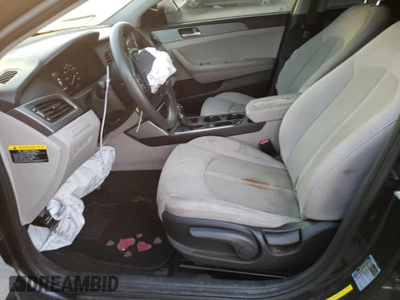 ✅ 2017 Hyundai Sonata SE • VIN: 5NPE24AF5HH579334 • Lot: 70070332. Listed on Copart with 129,071 mi. Free auction sales archive from the USA and detailed vehicle history report at DreamBid. Image 5.