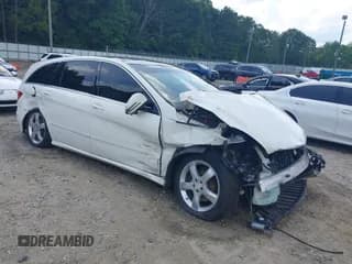 ✅ 2011 Mercedes-Benz R 350 • VIN: 4JGCB6FE6BA116776 • Lot: 42497083. Listed on IAAI with Not provided. Free auction sales archive from the USA and detailed vehicle history report at DreamBid. Image 1.