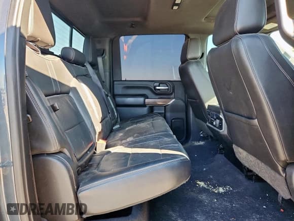 ✅ 2020 Chevrolet Silverado 2500HD High Country • VIN: 1GC4YRE75LF139904 • Лот: 91202735. Опубликован ранее на Copart с пробегом 161 033 миль. Бесплатный доступ к архиву аукционных продаж из США и подробный отчёт об истории автомобиля на DreamBid. Изображение 10.