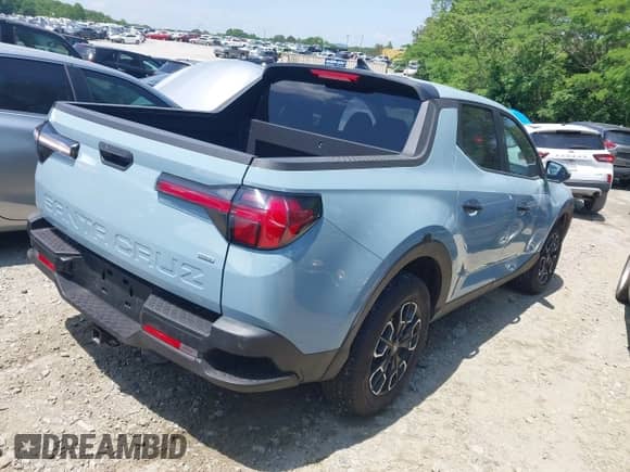 ✅ 2024 Hyundai Santa Cruz SEL • VIN: 5NTJBDDE8RH110825 • Лот: 42230112. Размещён на IAAI с пробегом 18 135 миль миль. Получите бесплатный доступ к архиву аукционных продаж из США и посмотрите подробный отчёт об истории автомобиля на DreamBid. Изображение 4.